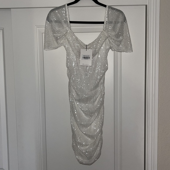 Hello Molly Frequent The Club Dress in White (size M) - Picture 4 of 5